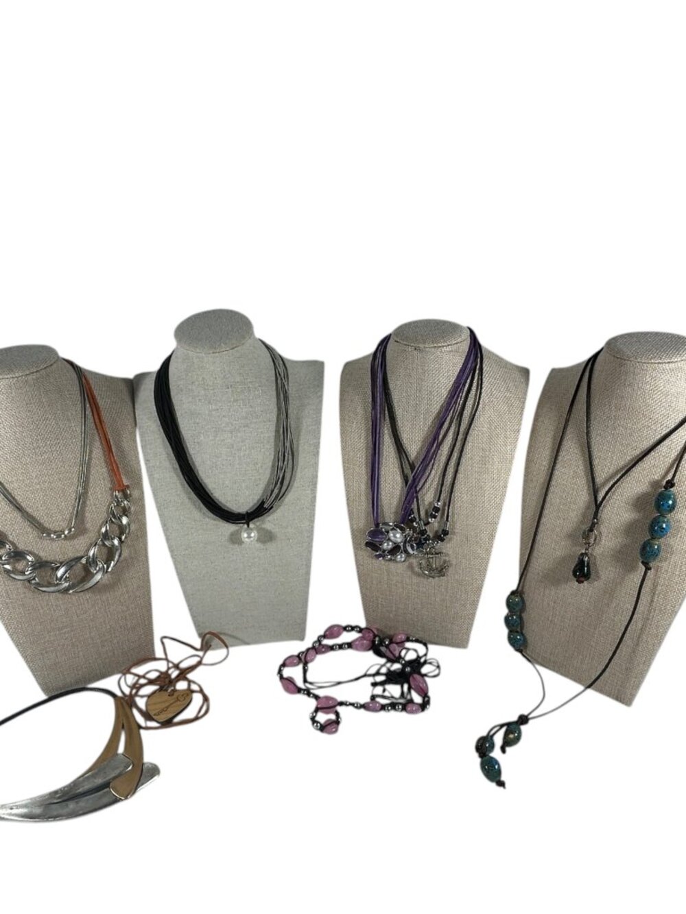 Mixed Lot 11 Necklaces Corded Pendants Beaded Silver Tone Gold Tone Statement